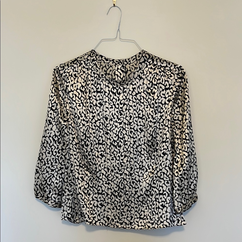 Stylish Black and White Women's Top